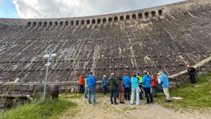 Mehr über den Artikel erfahren Nostalgie trifft Moderne – Expedition in die Welt der Energieerzeugung im Murgtal